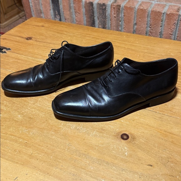 Salvatore Ferragamo Studio black captoe dress shoes size 9EE - Picture 3 of 7